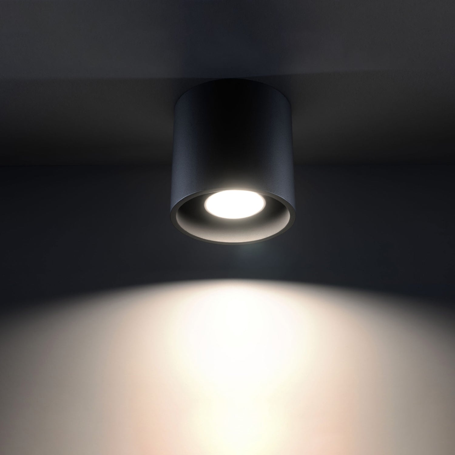 Plafonnier Orbis 1 aluminium noir vue de profil