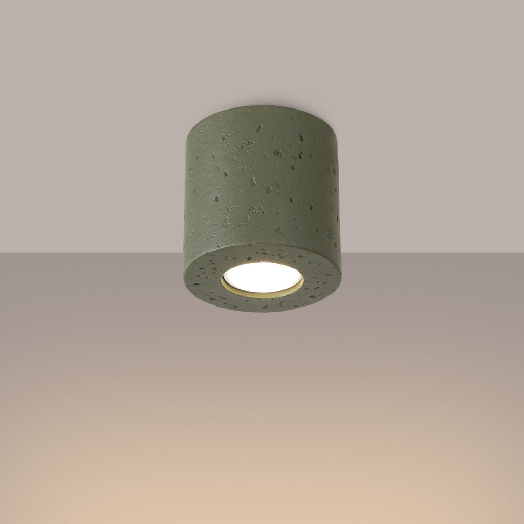Plafonnier Orbis béton vert olive GU10, en éclairage