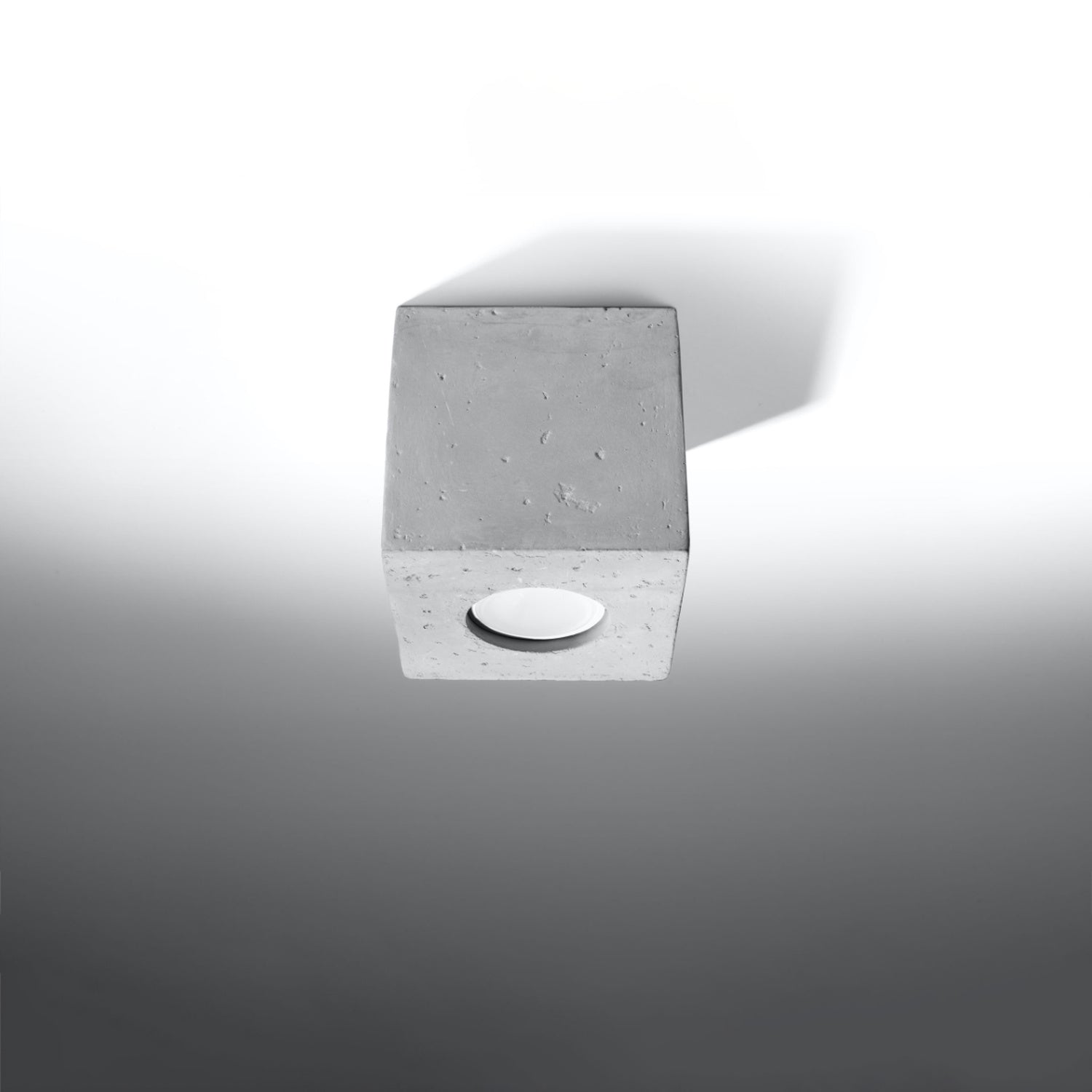Plafonnier Quad béton GU10, vue de profil