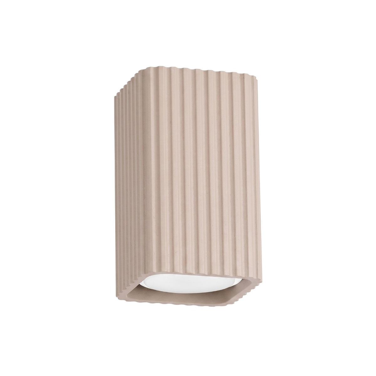Plafonnier Rayo 10 carré cannelé laque taupe vu de trois quarts sur fond blanc