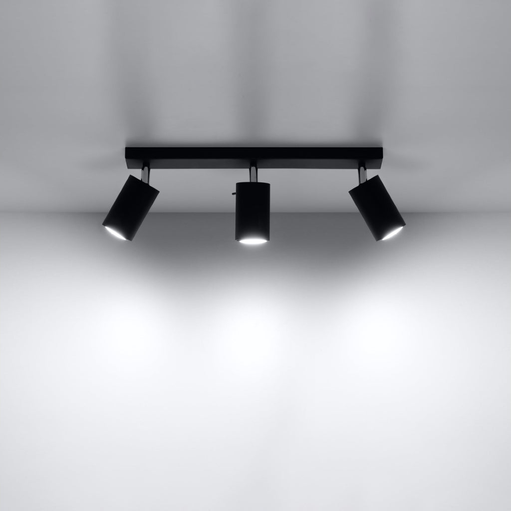 Détail des trois spots orientables du plafonnier Ring 3 acier noir, douille GU10