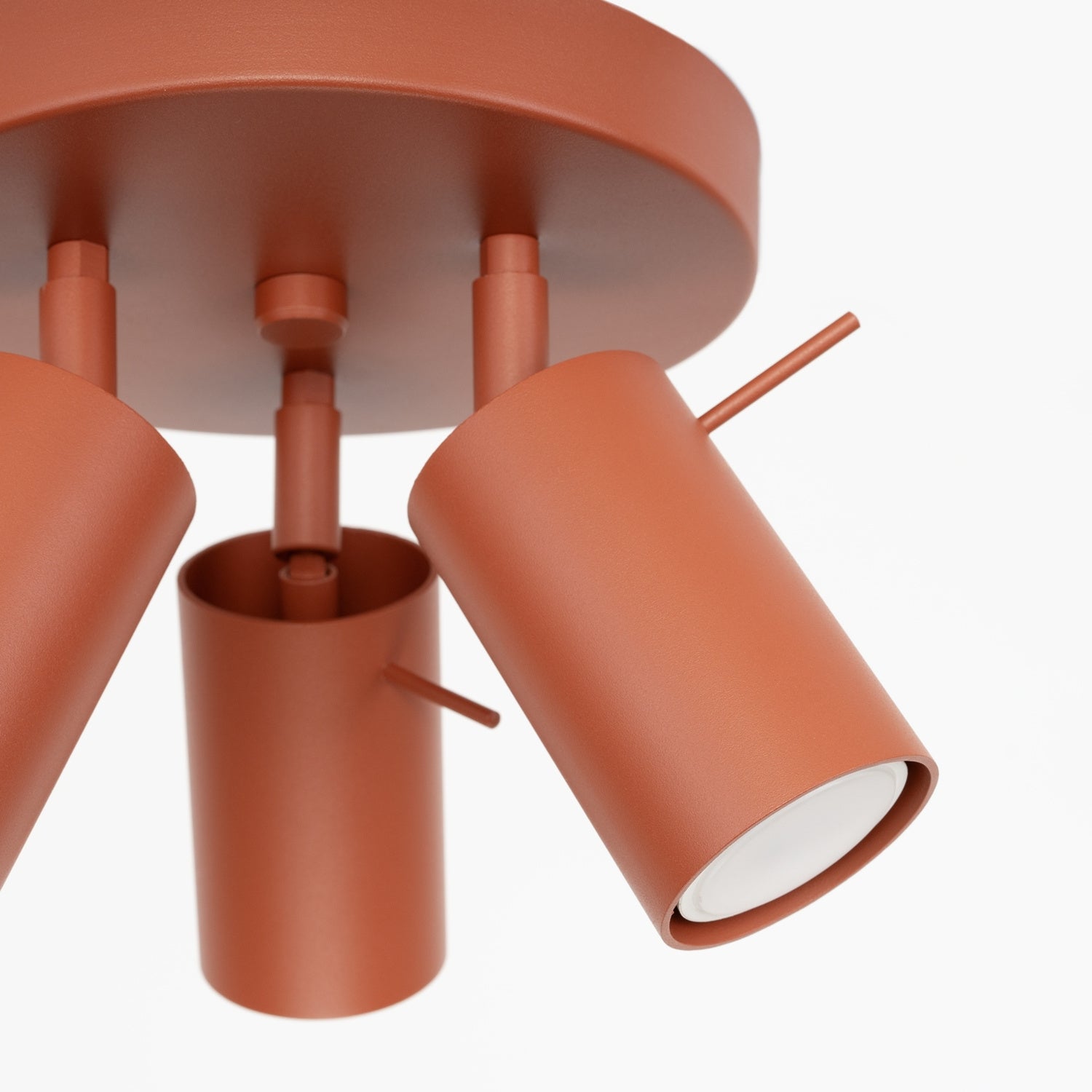 Plafonnier Ring 3 spots rond acier rouge ocre GU10, détail de la structure