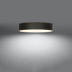 Plafonnier Skala 60 en tissu noir allumé, lumière diffusée vers le bas