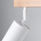 Plafonnier Verdo 2 bois et acier blanc GU10, détail d'un spot orientable et de l'embase en bois