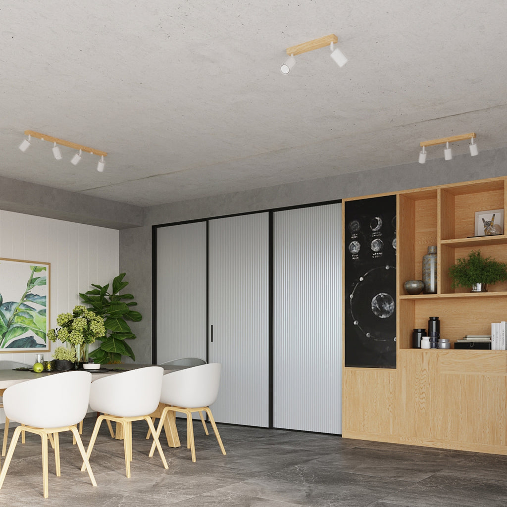 Plafonnier Verdo 4 bois et acier blanc GU10 en situation dans un intérieur