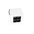 Plafonnier X-Line cube blanc vu de trois quarts avec ses fils de raccordement sortant par le dessus