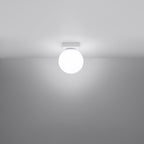 Plafonnier Yoli 1 boule opale acier blanc G9 allumé, halo opale diffus