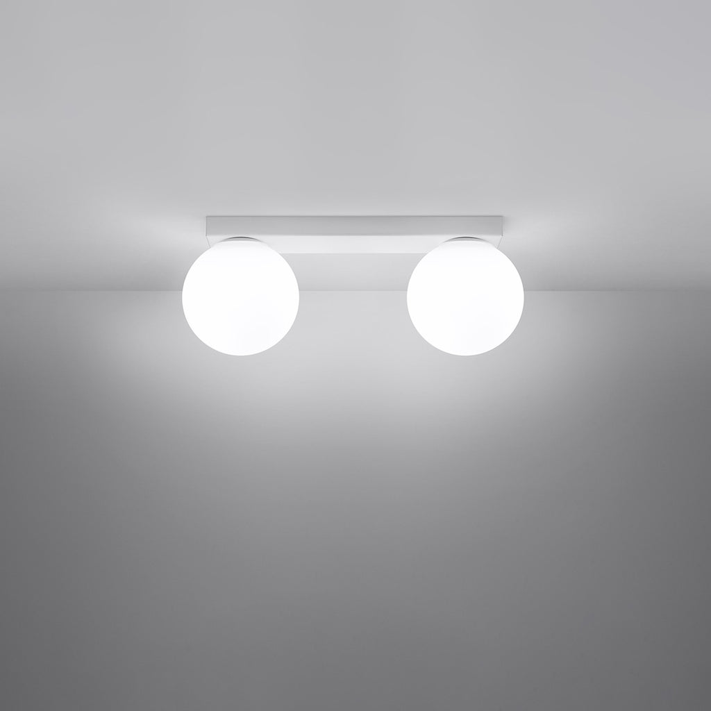 Plafonnier Yoli 2 boules opale acier blanc G9 allumé, halo opale diffus