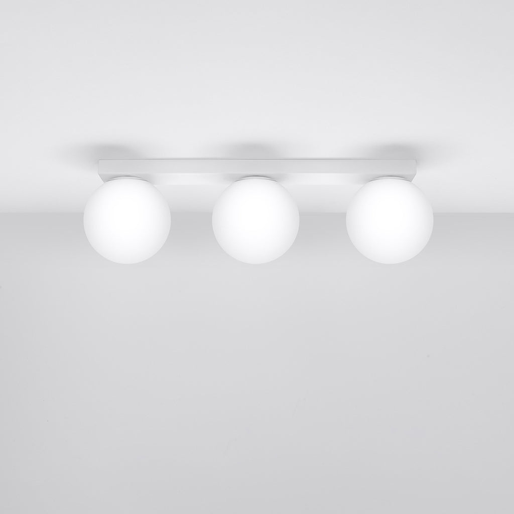 Plafonnier Yoli 3 boules opale acier blanc G9 de profil