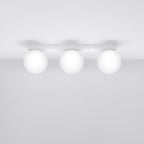 Plafonnier Yoli 3 boules opale acier blanc G9 de profil