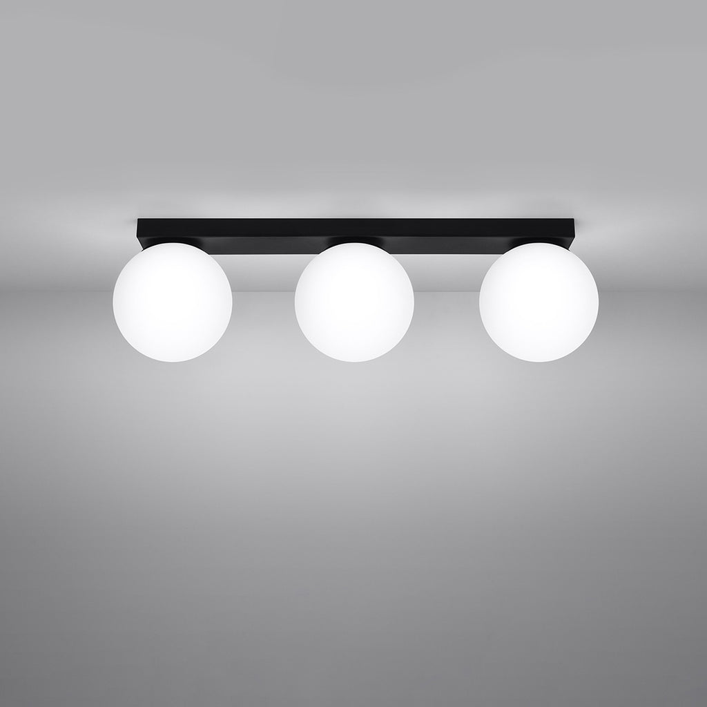 Plafonnier Yoli 3 boules opale acier noir G9 allumé, halo opale diffus