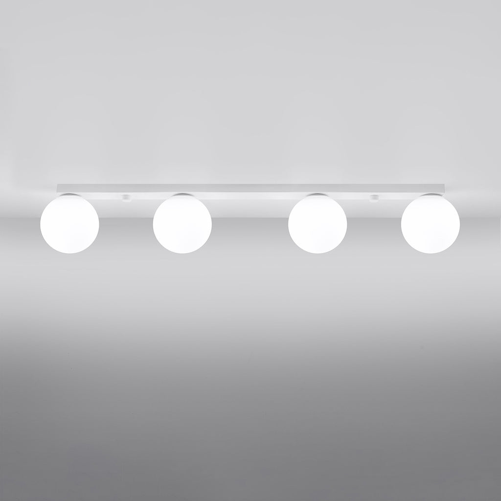 Plafonnier Yoli 4 boules opale acier blanc G9 allumé, halo opale diffus