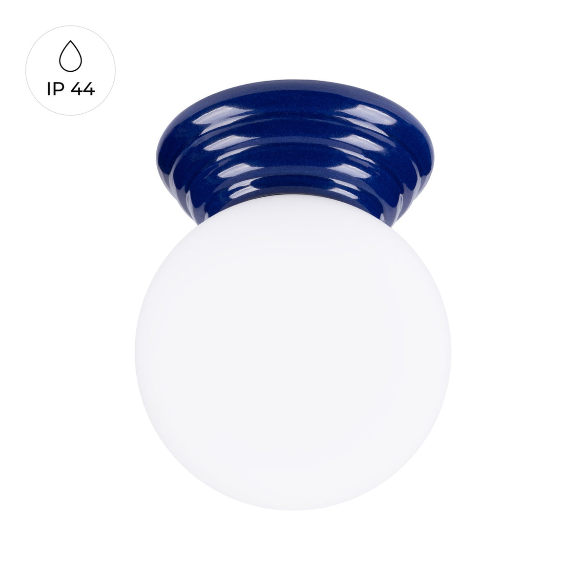 Plafonnier Zori en céramique émaillée bleu outremer vu de face avec le repère IP 44