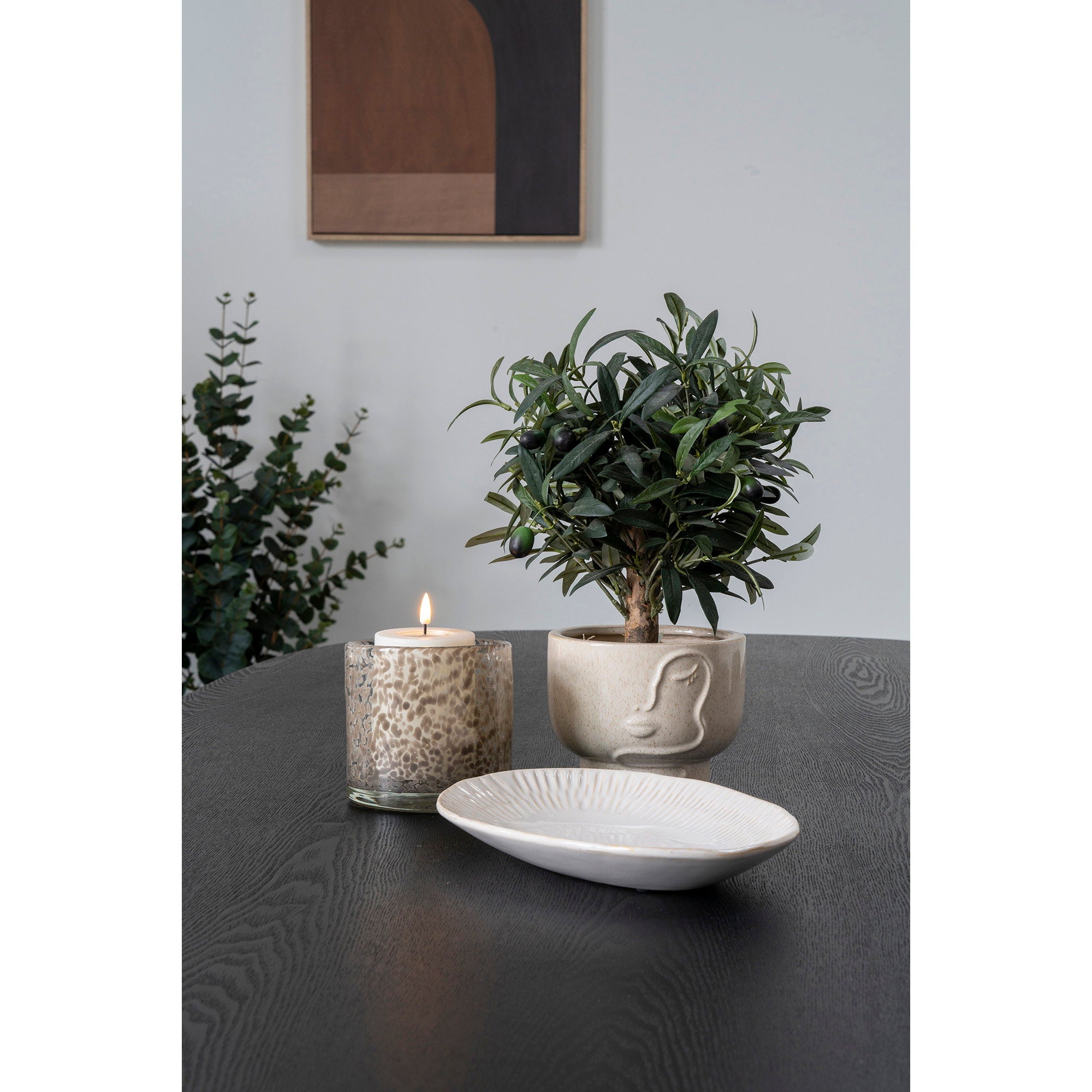 Plateau céramique blanc ovale relief soleil table basse salon ambiance nordique