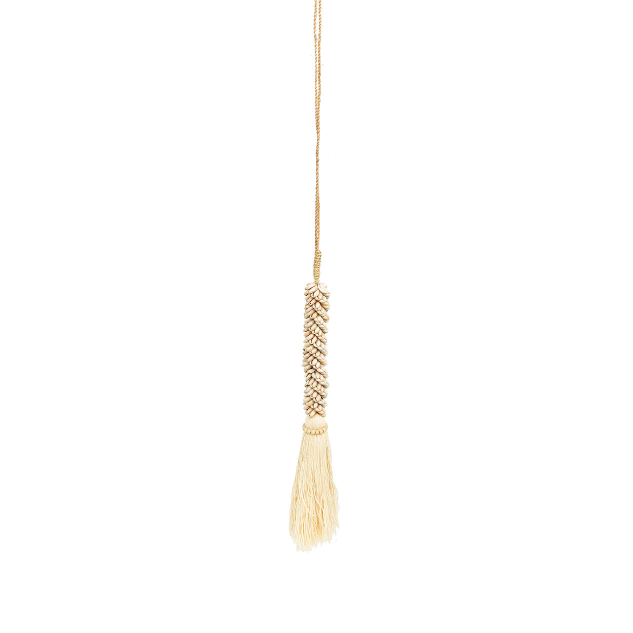 Pompon décoratif en colonne de cauris et coton 77 cm