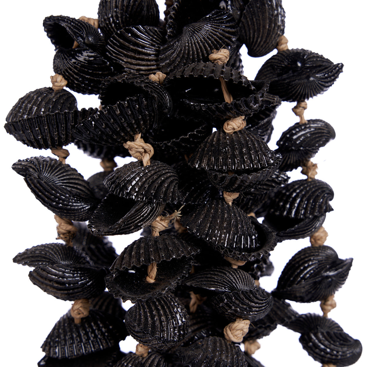 Pompon décoratif Midnight en coquillages noirs 35 cm, vue 3