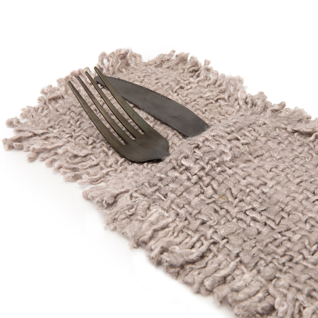 Porte-couverts Oh My Gee en coton gris taupe en situation