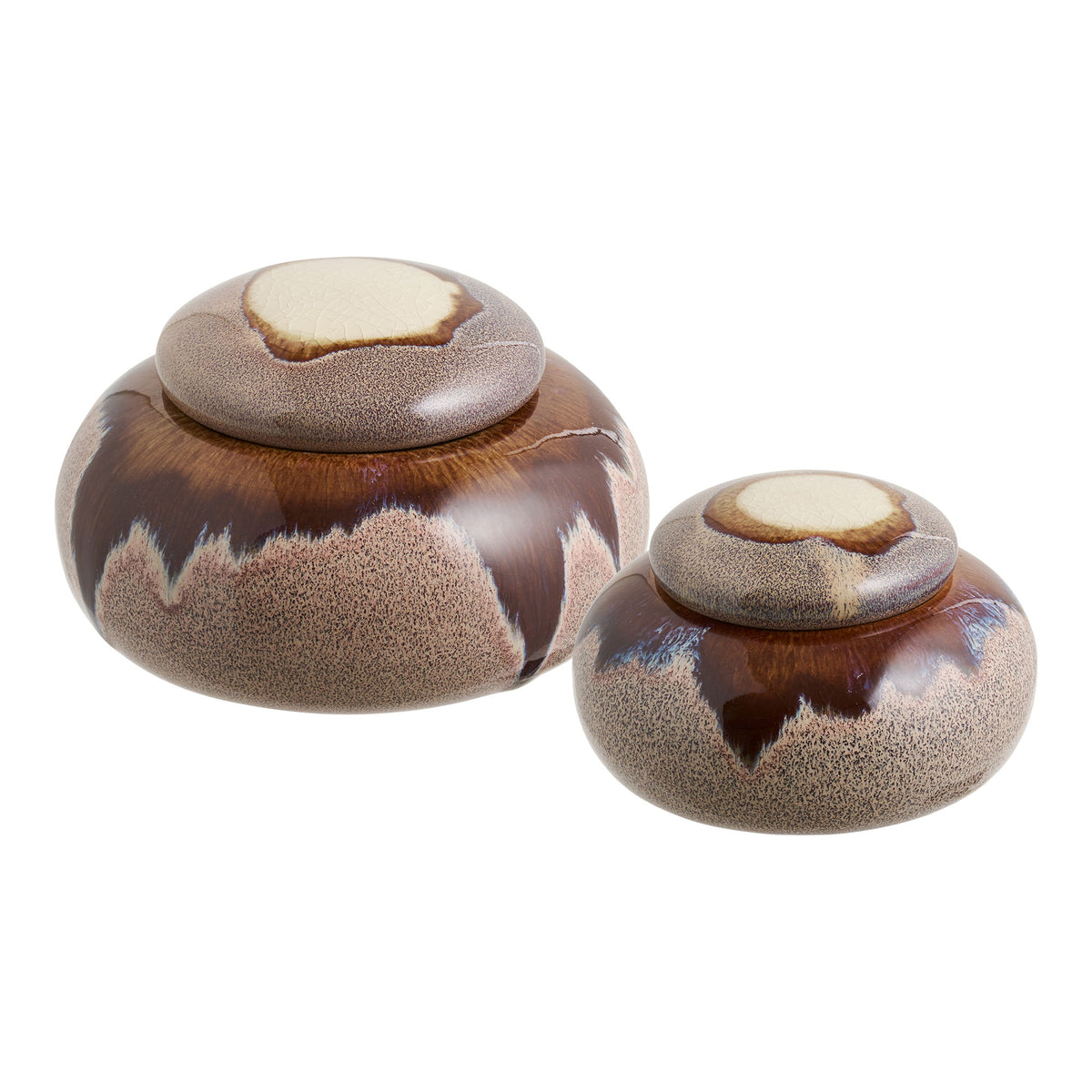 Deux pots à couvercle en céramique à glaçure coulante brun chocolat et fond sablé vue de trois quarts