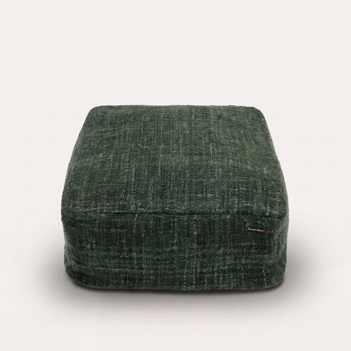 Pouf carré Oh My Gee en coton tissé vert forêt vu de face sur fond blanc
