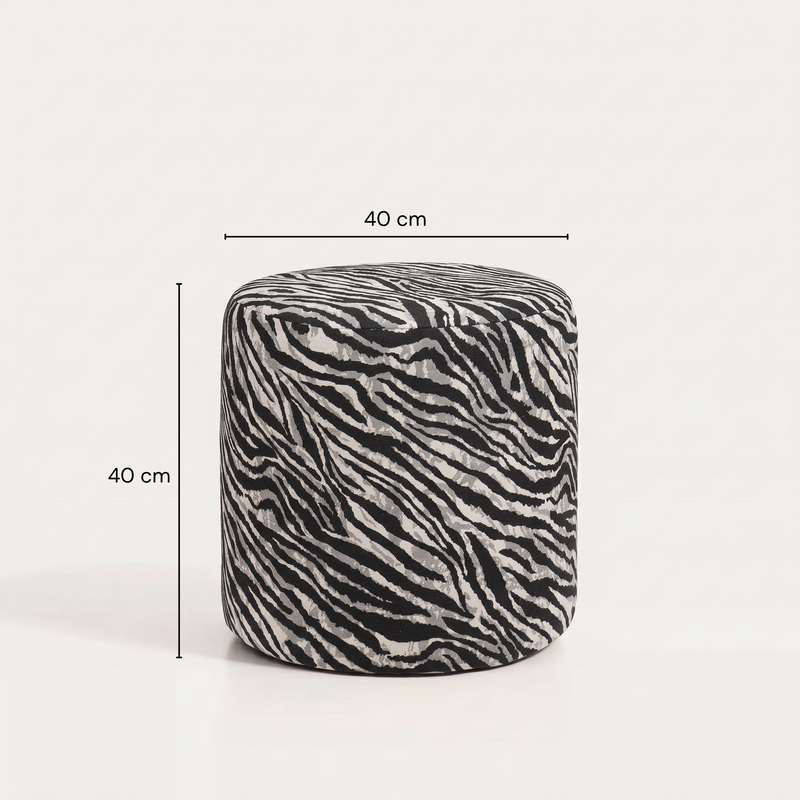 Dimensions Sitzsack Kimberley aus Jacquard-Stoff mit Zebra-Muster in Schwarz-Weiß