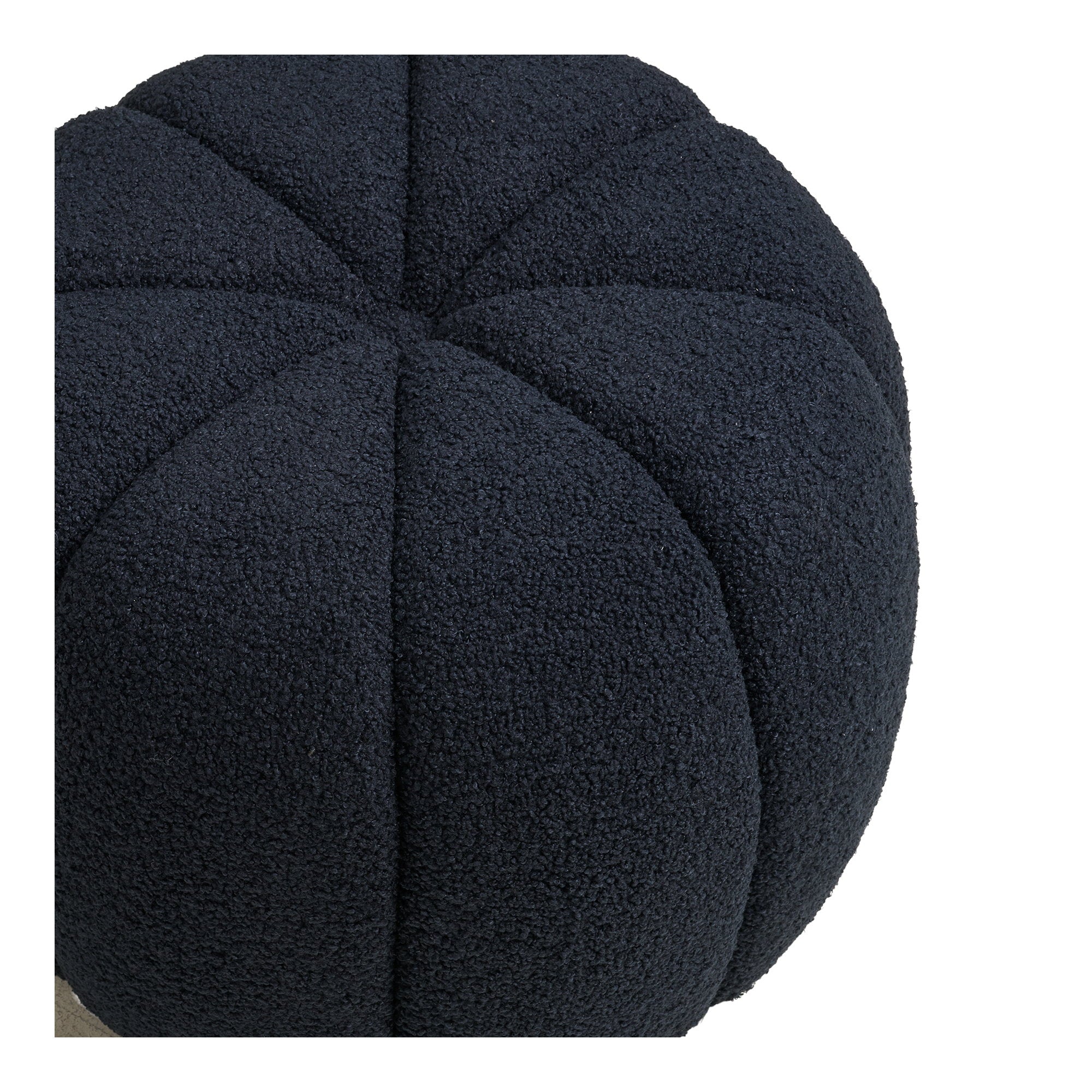 Détail capitonnage lobes citrouille teddy bleu marine pouf Paisley vue dessus