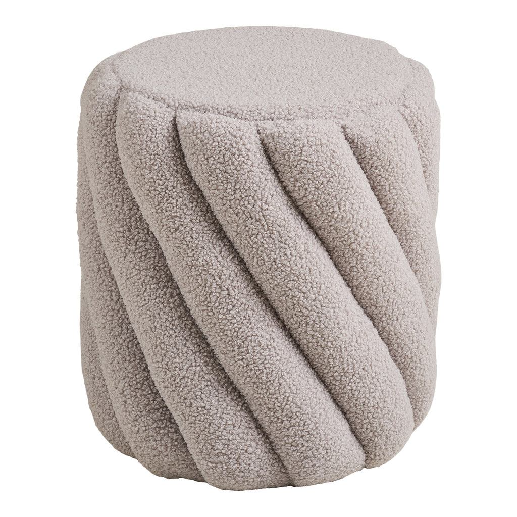 Pouf Sana teddy gris perle cannelures torsadées ø38x40 cm vue trois quarts