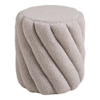 Pouf Sana teddy gris perle cannelures torsadées vue trois quarts