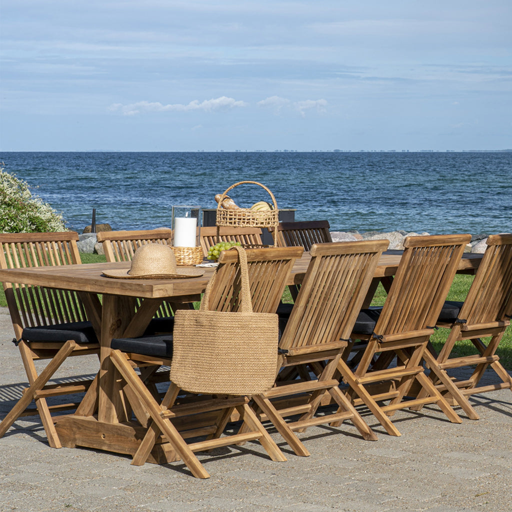 Présentoir Anadia corde papier naturel sur table bois teck extérieur bord de mer pique-nique