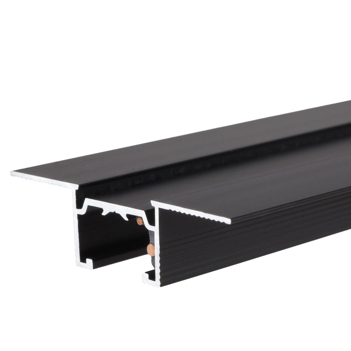 Rail aimanté Micro11 encastré en aluminium noir avec ses conducteurs en cuivre visibles en bout