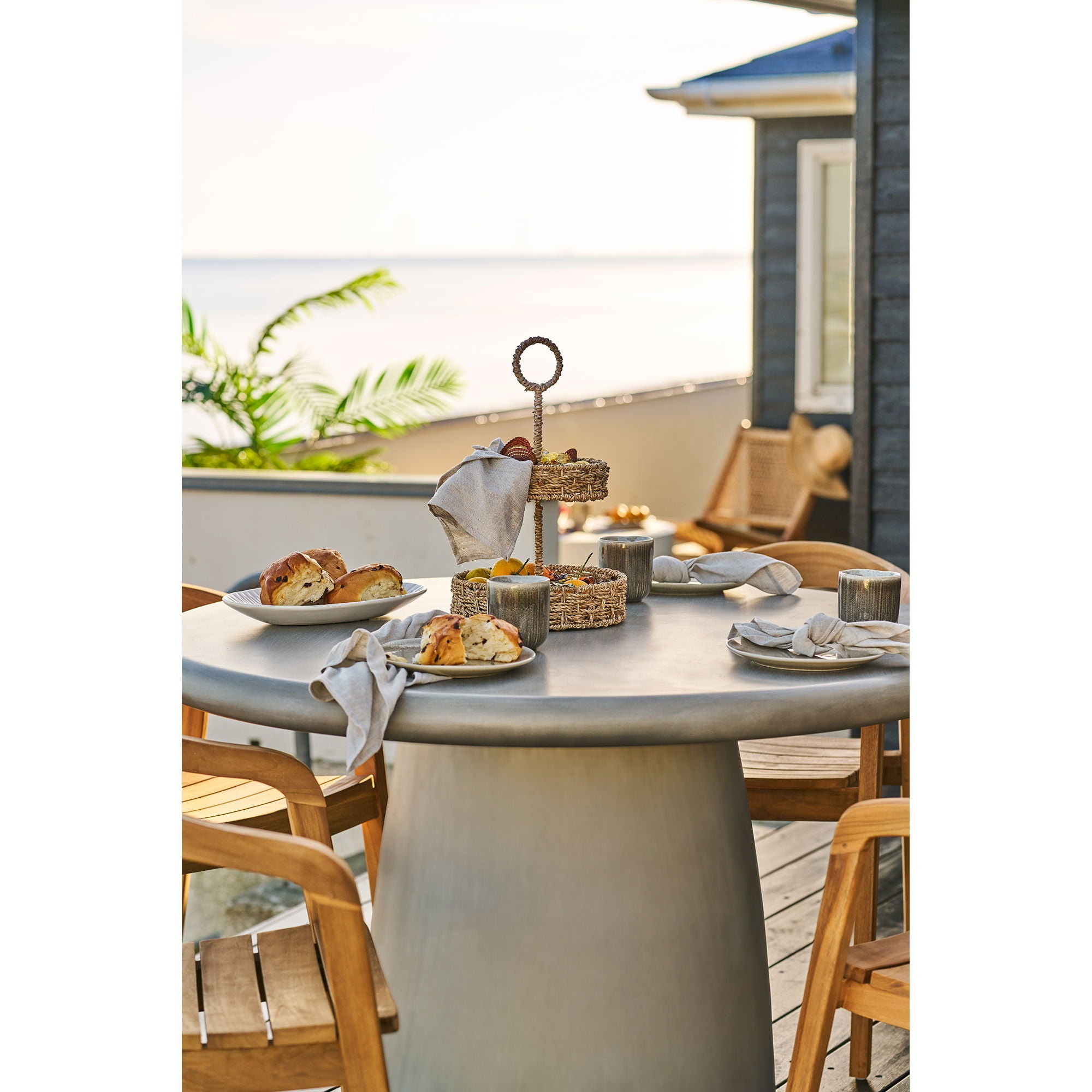 Présentoir Rifbjerg herbe de mer naturelle terrasse coucher de soleil ambiance chaleureuse