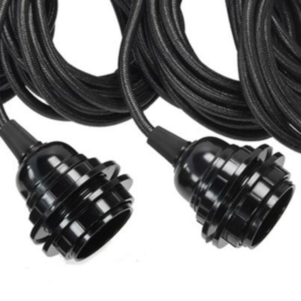 Rosace de plafond 5 cordons de suspension noirs 350 cm en situation