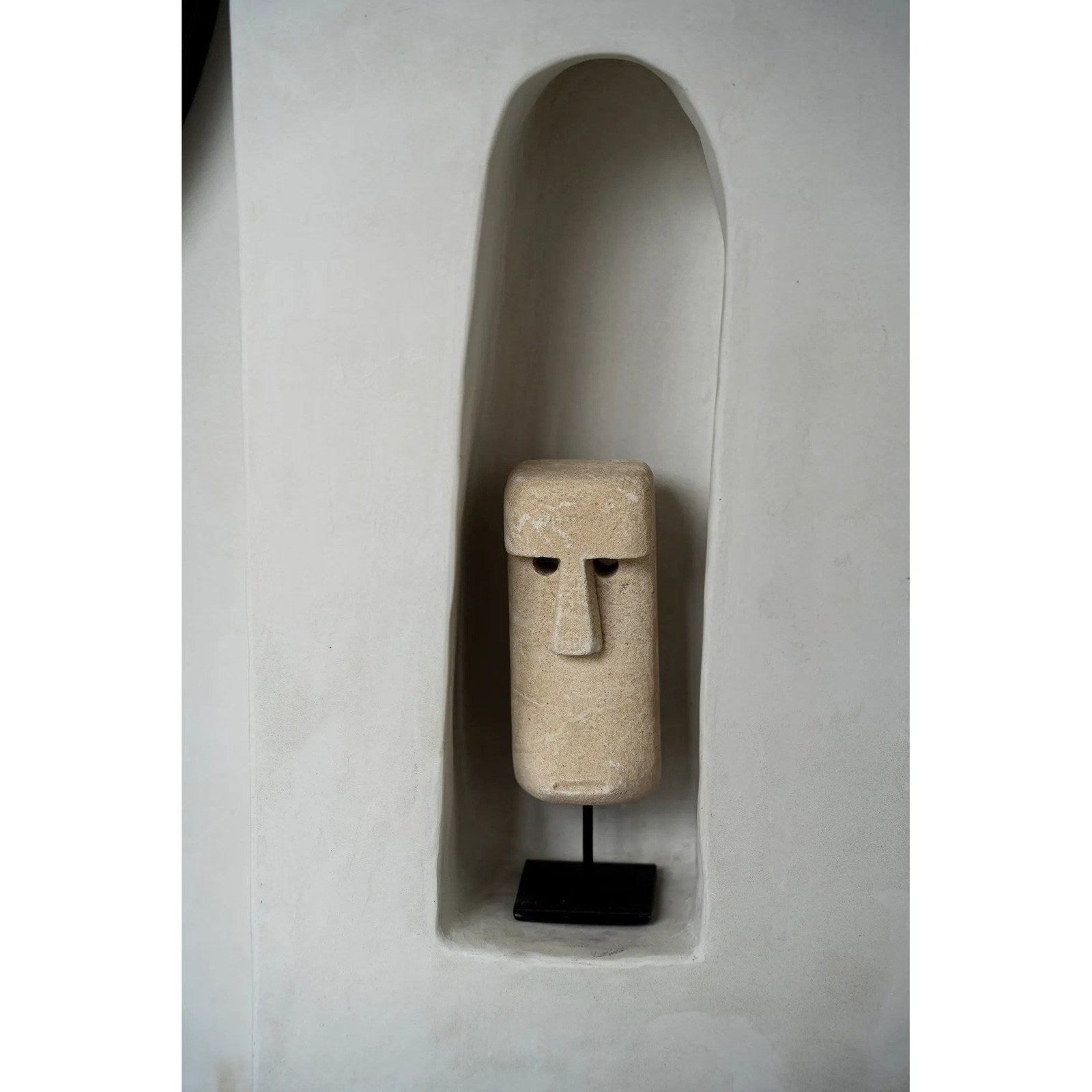 Sculpture visage Sumba en grès sur socle 19 cm, vue 4