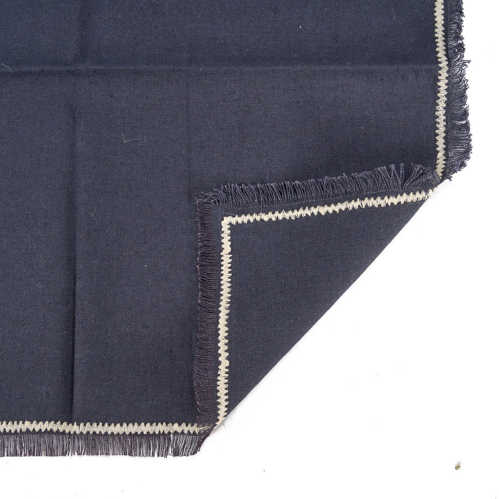 Serviette de table Tuscany en lin noir à surpiqûre écrue 45x45 cm, vue 5