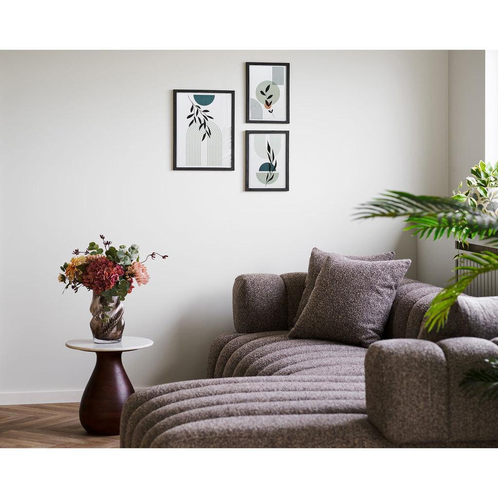 Set 3 cadres Aspen noir affiches botaniques en mur galerie salon canapé bouclé gris