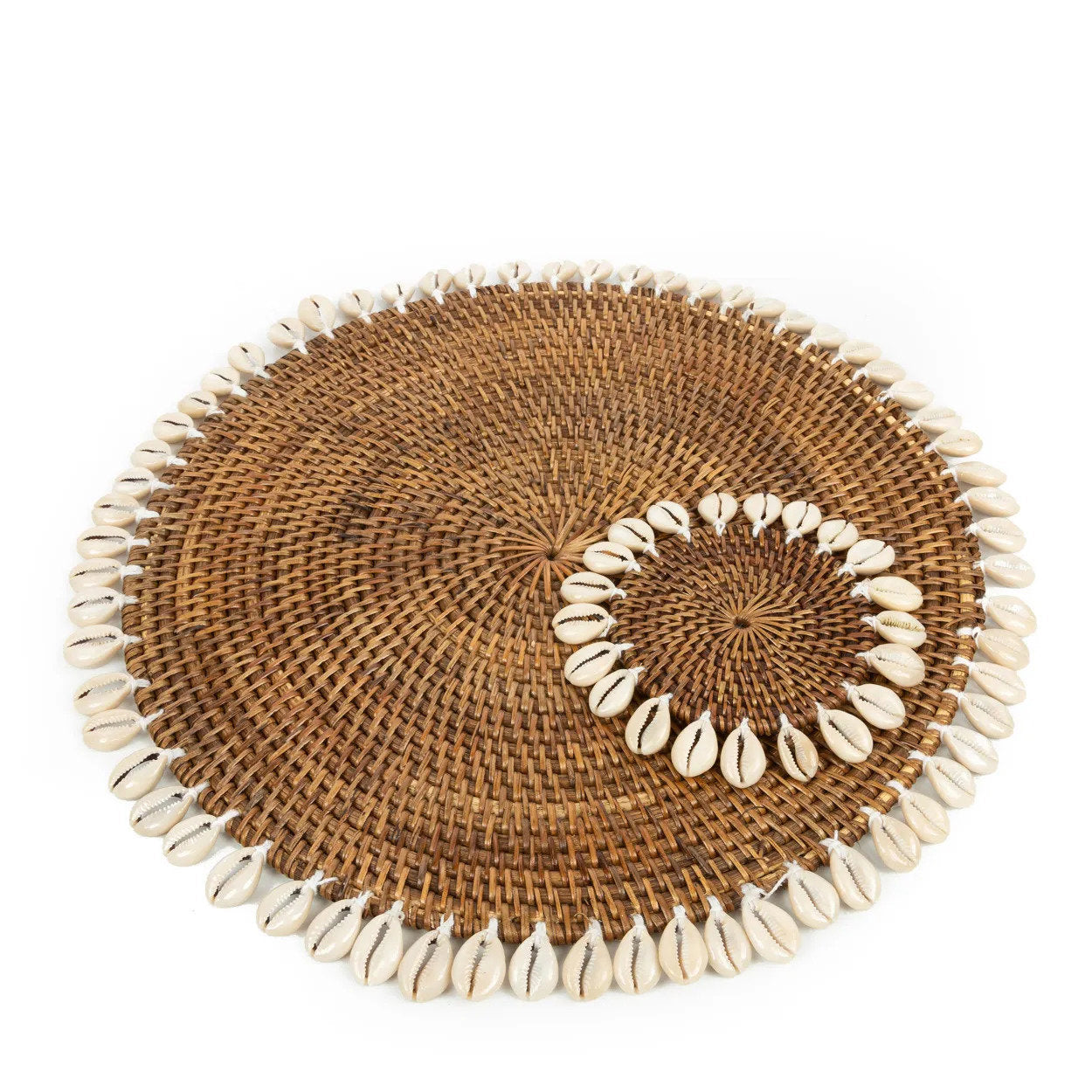 Set de table rond Colonial en rotin brun bordé de cauris 40 cm, vue 7