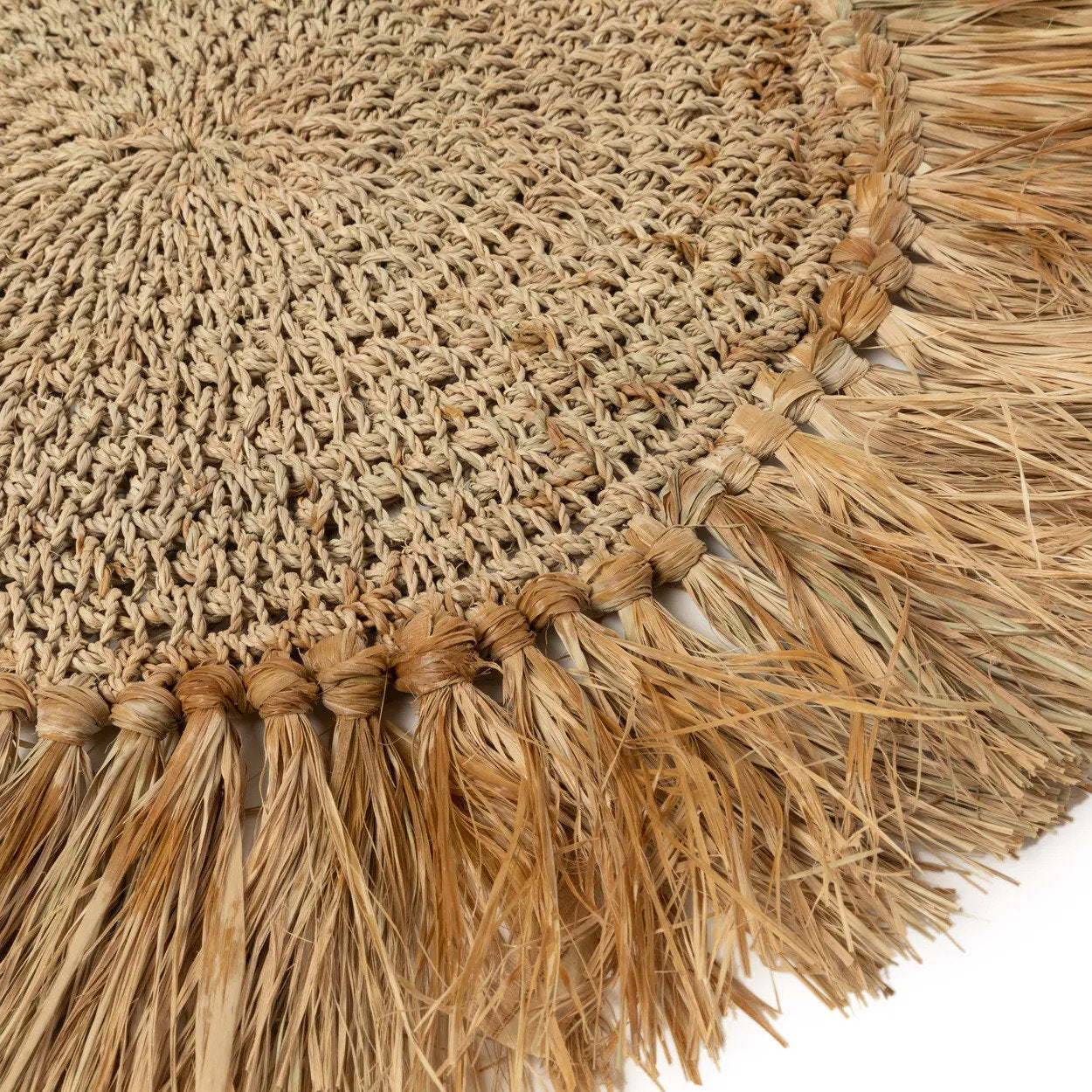 Set de table rond crocheté à large frange de palme 45 cm, vue 3