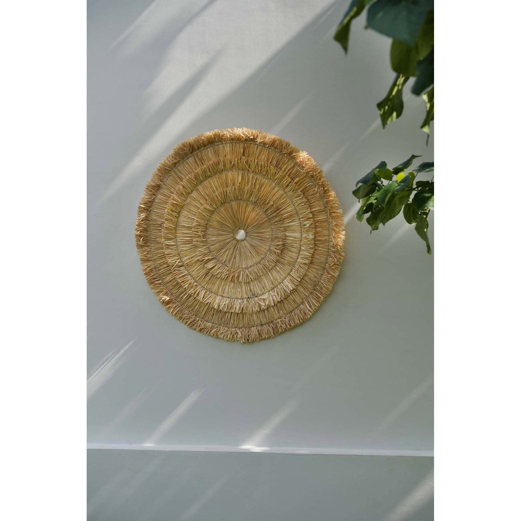 Soleil mural Sehseh en sisal 85 cm en situation