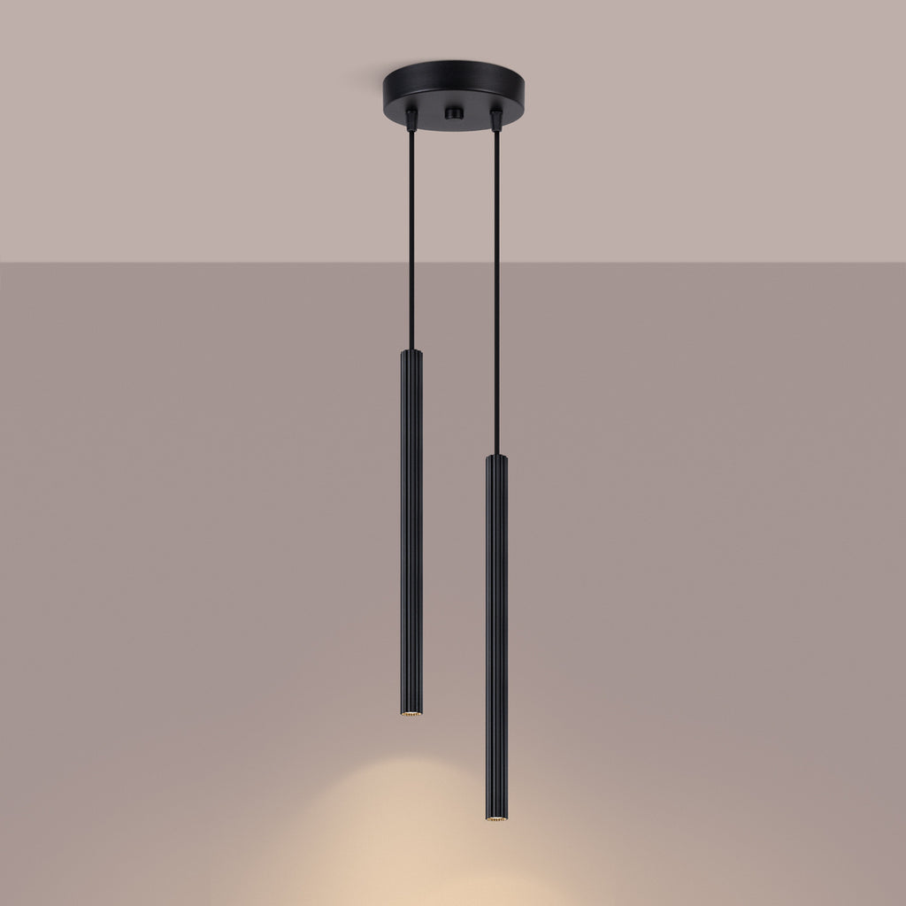 Suspension Arche 2 en grappe tubes cannelés noir G9, en éclairage