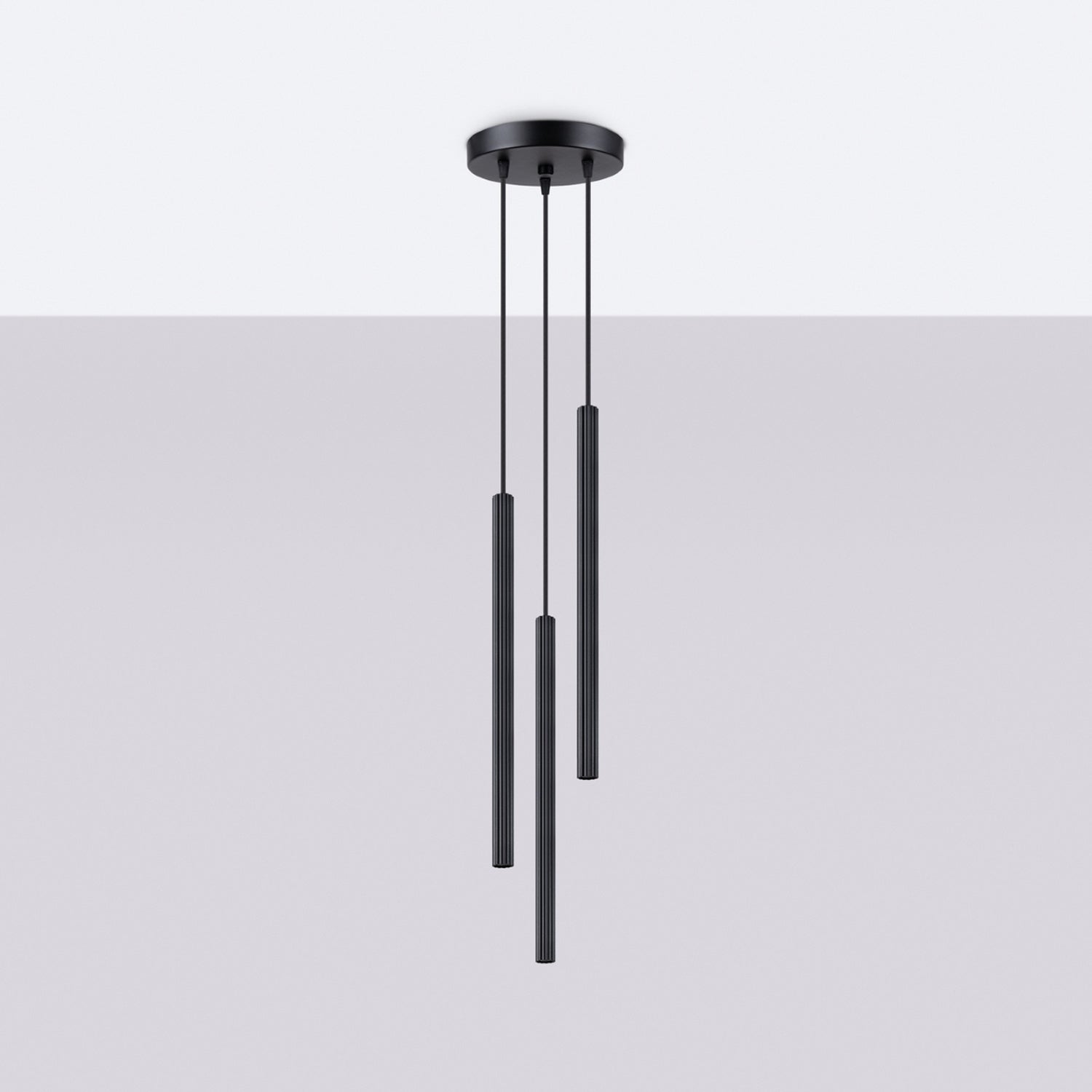 Suspension Arche 3 en grappe tubes cannelés noir G9 de profil