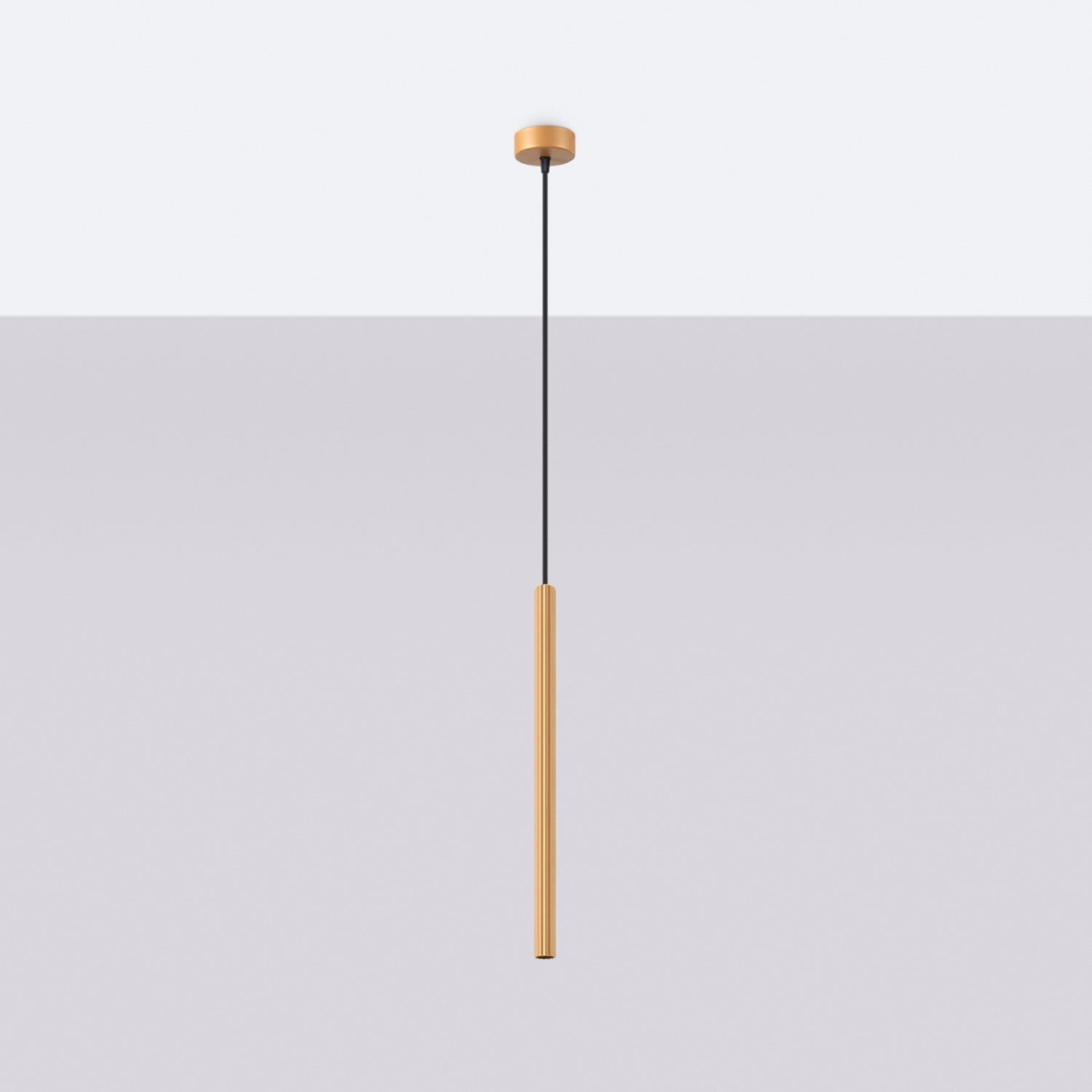 Suspension Arche tube cannelé doré G9 de profil