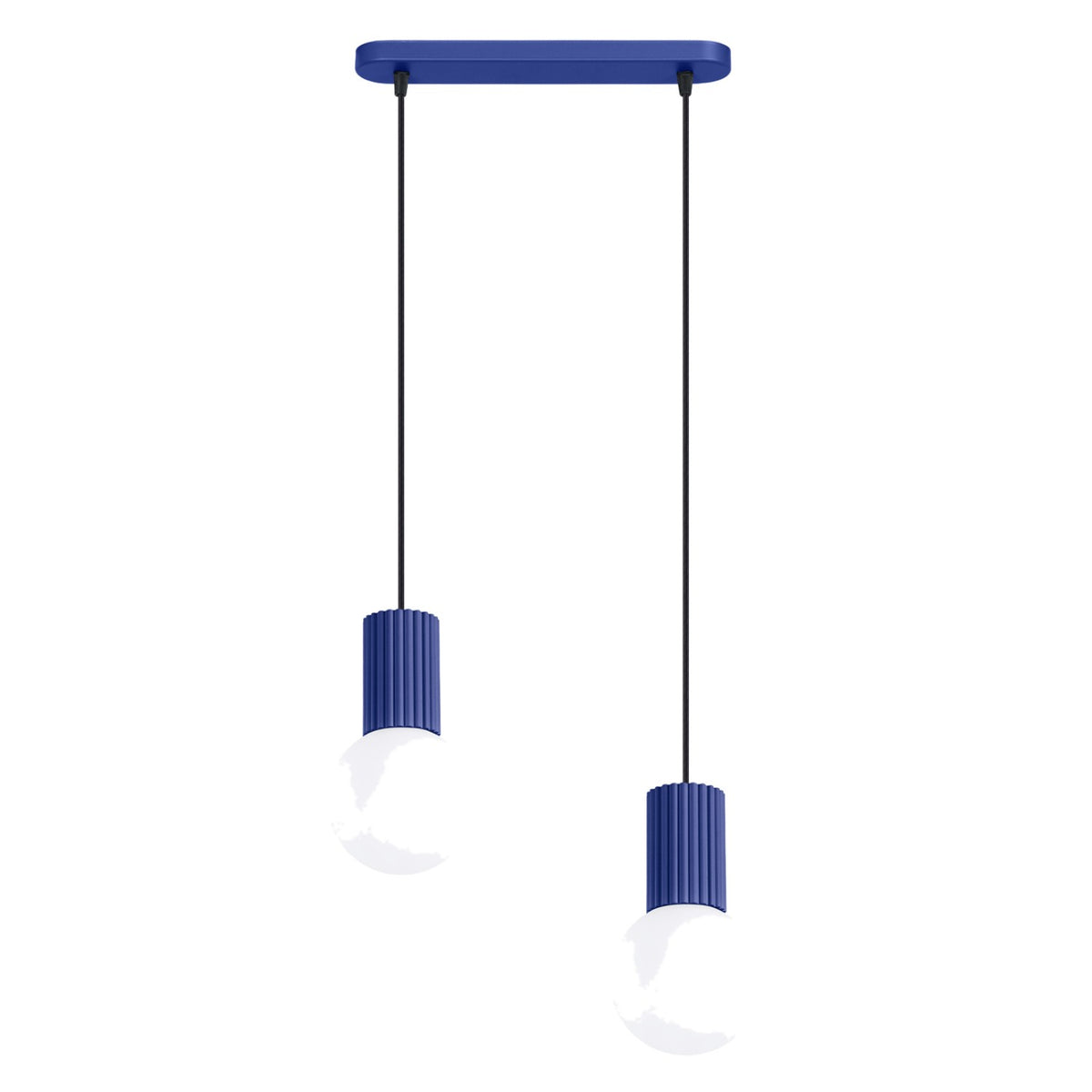Suspension Halo barre 2 boules laque bleu outremer avec ses deux boules de verre opale à hauteurs décalées
