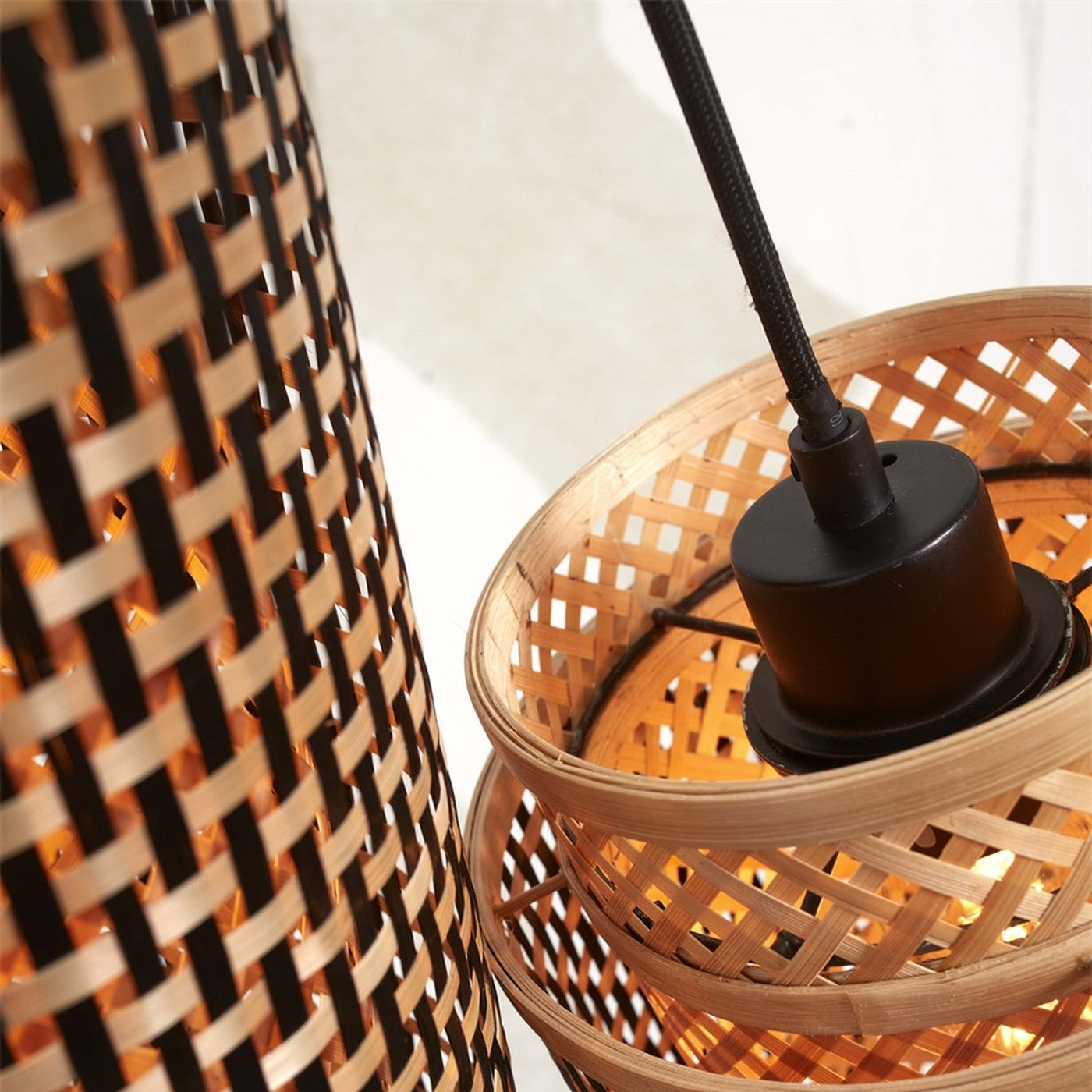 Suspension Bhutan bambou naturel et noir 2 abat-jours E27, vue 6