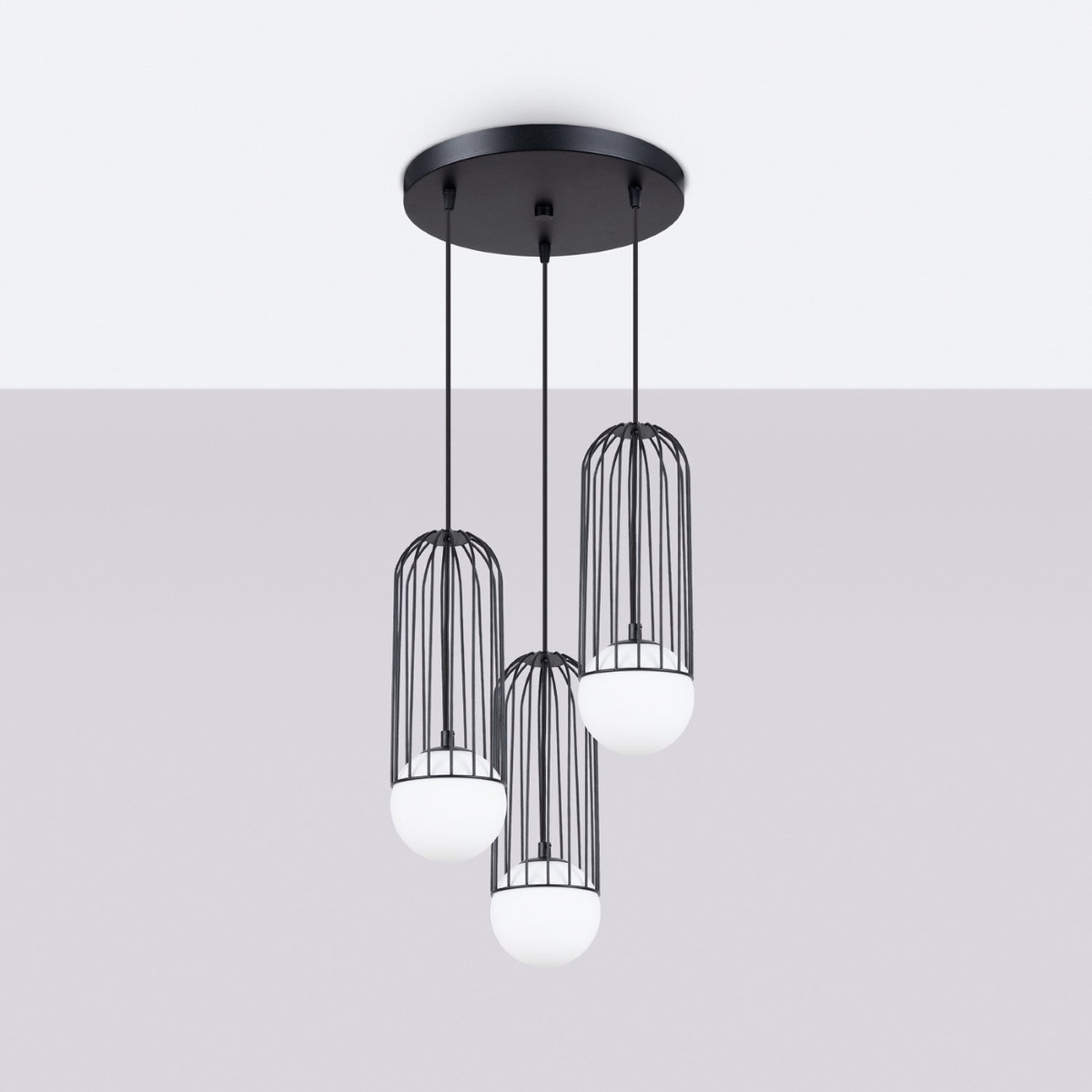 Suspension Brina 3 en grappe cage métal noir G9 de profil