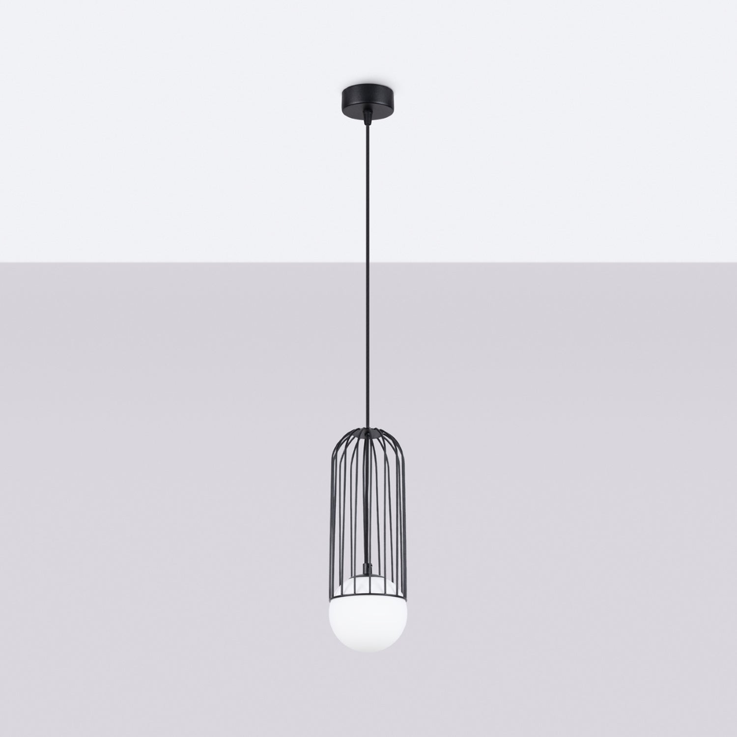 Suspension Brina cage métal noir G9 de profil