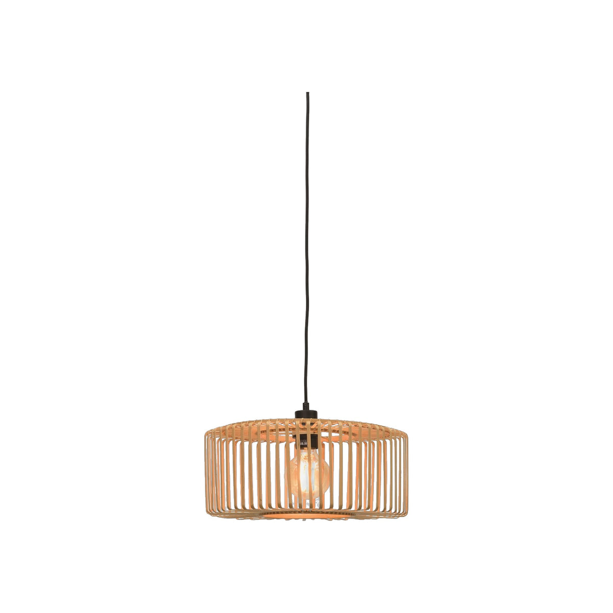 Suspension Bromo tambour en lattes de bambou naturel allumée sur fond blanc