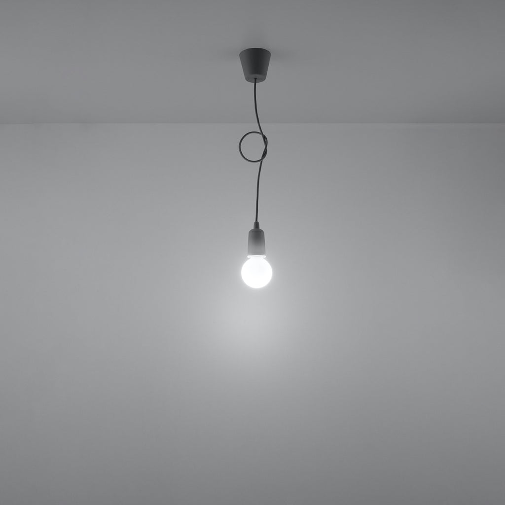 Suspension Diego 1 grise allumée diffusant une lumière douce