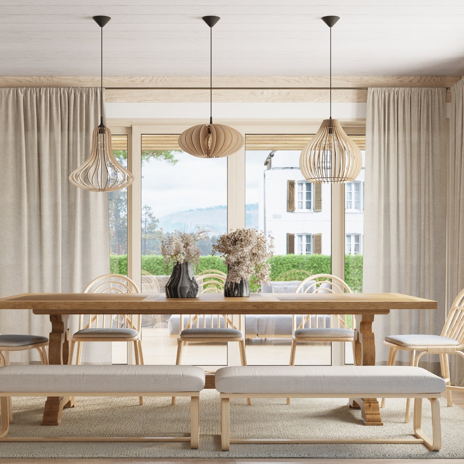 Suspension Elza en bois au-dessus d'une table à manger