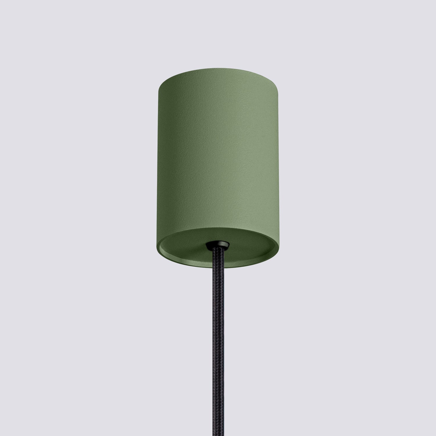 Suspension Estria cône acier beige et vert olive E14, détail du cône