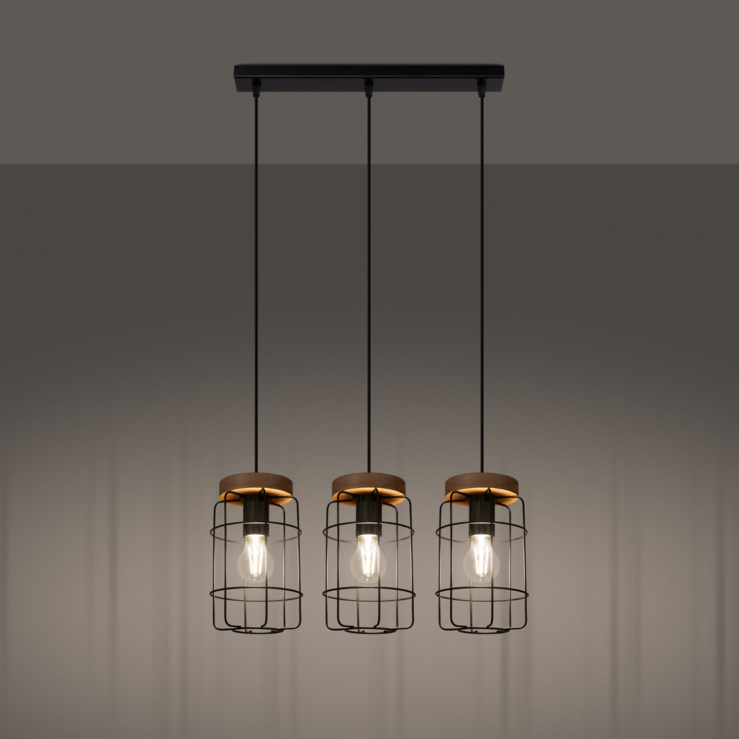 Suspension Gotto 3 cages métal noir et bois E27 allumée, ampoules E27 apparentes dans les cages