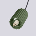Suspension Halo 3 boules opale grappe vert olive en ambiance